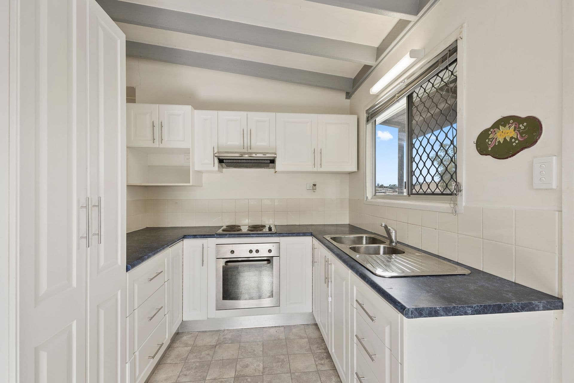 8 Kippah Street, Deception Bay QLD 4508, Deception Bay - Thumbnail 4