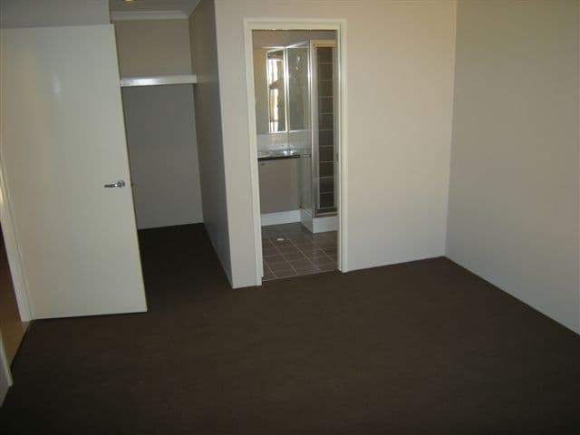 19 Jeffrey Loop, BROOKDALE WA 6112, Brookdale - Thumbnail 4
