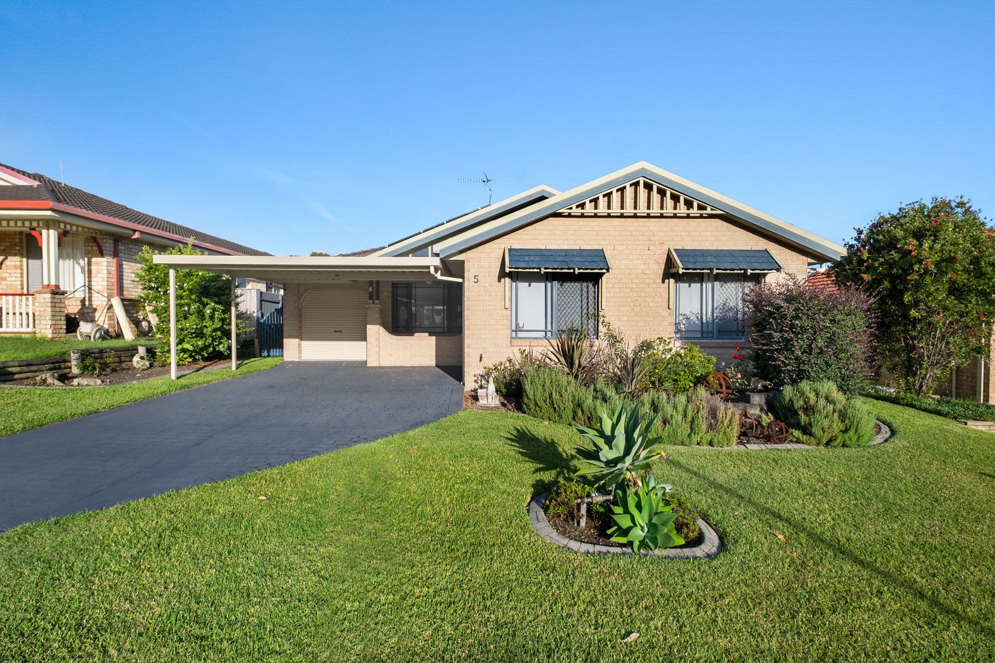 5 Timbara Crescent, Blue Haven NSW 2262, Blue Haven - Thumbnail 3