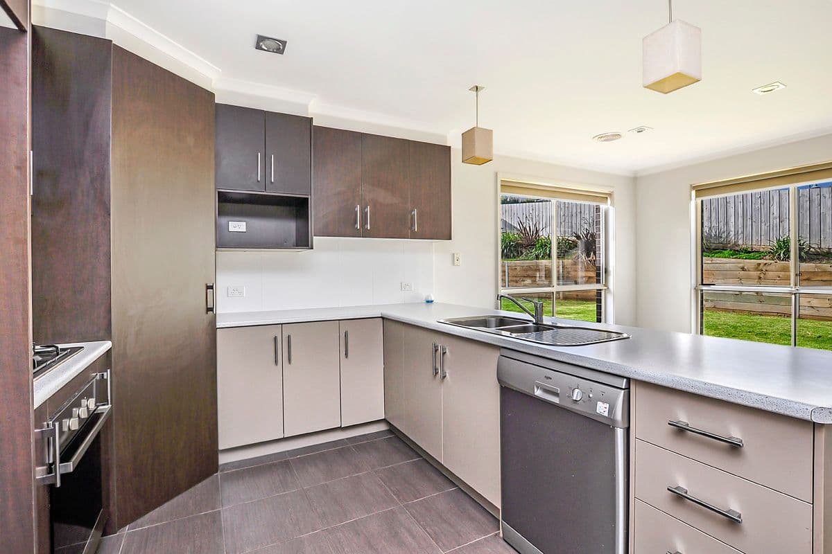 8 Dennington Rise, Warrnambool VIC 3280, Warrnambool - Thumbnail 3