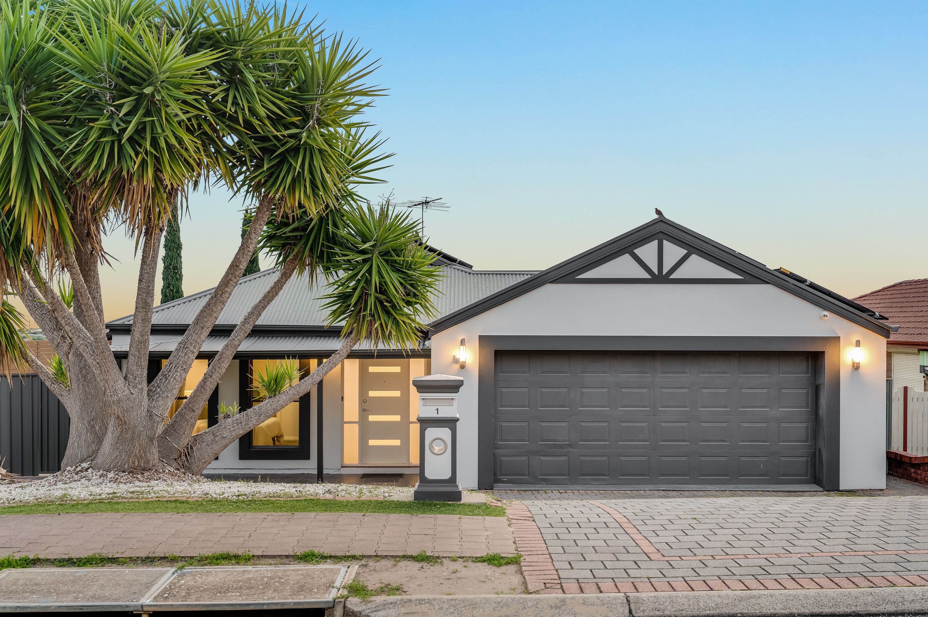 1 Annabelle Drive, Hallett Cove SA 5158, Hallett Cove - Image 1