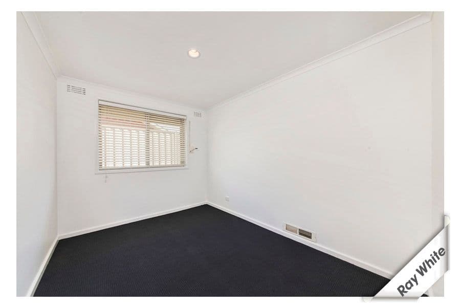 13 Moore Street, QUEANBEYAN NSW 2620, Queanbeyan - Thumbnail 2