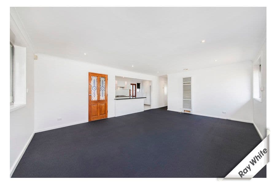 13 Moore Street, QUEANBEYAN NSW 2620, Queanbeyan - Thumbnail 6
