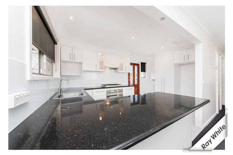 13 Moore Street, QUEANBEYAN NSW 2620, Queanbeyan - Thumbnail 8