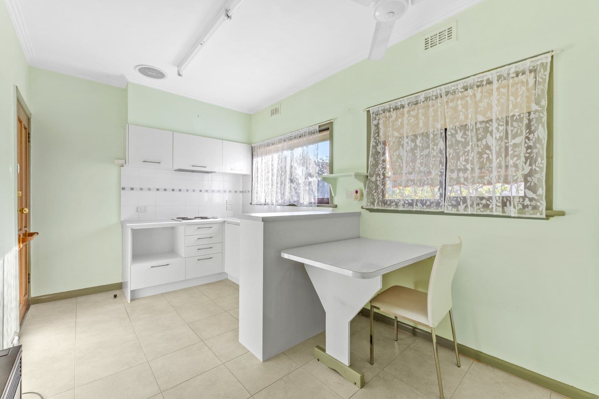 11 Jellicoe Street, Box Hill South VIC 3128, Box Hill South - Thumbnail 4