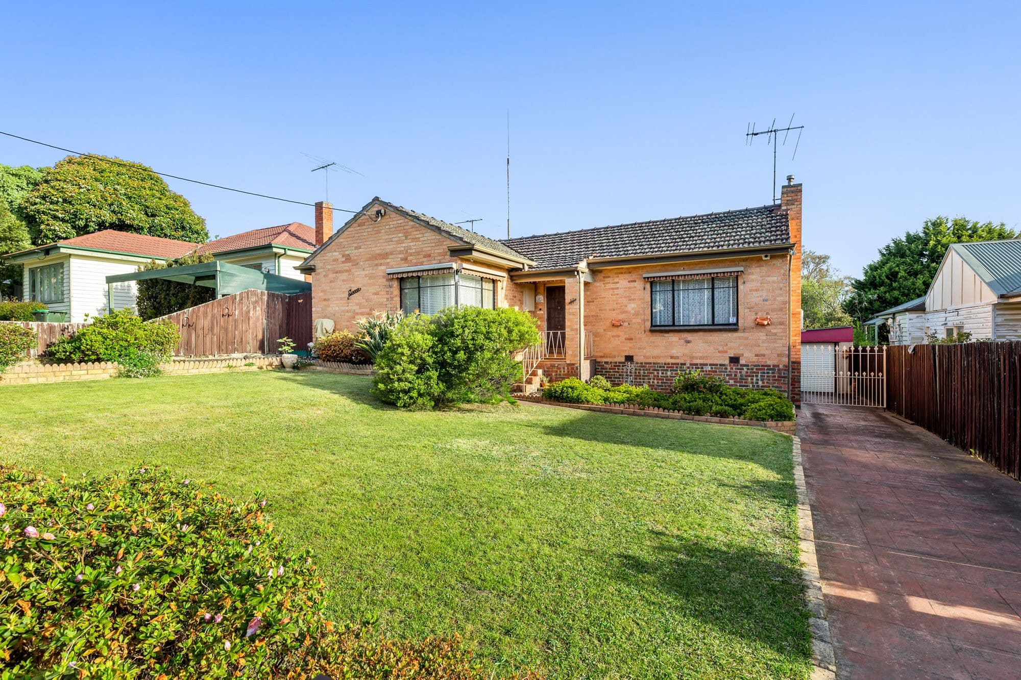 11 Jellicoe Street, Box Hill South VIC 3128, Box Hill South - Thumbnail 8