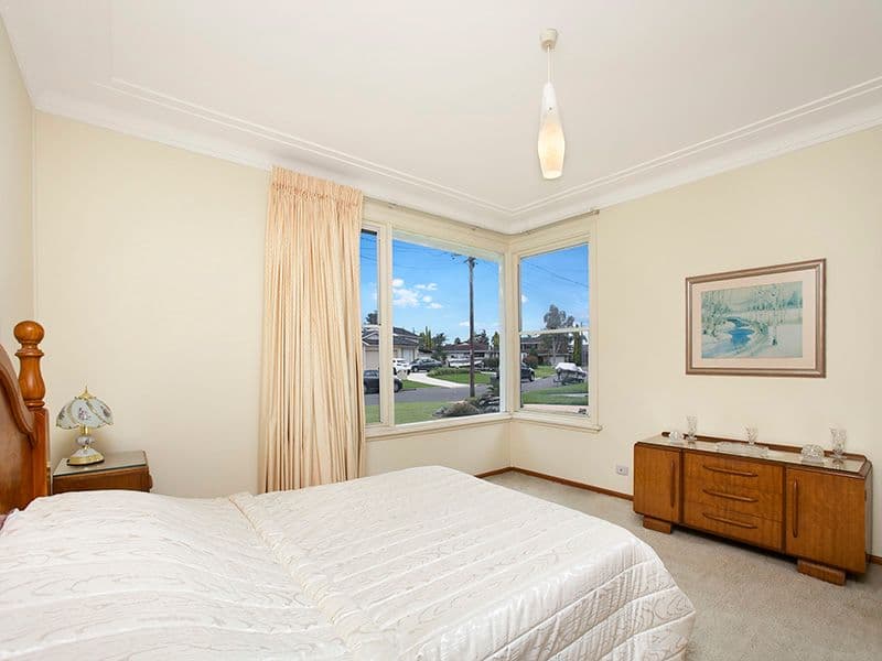 10 Nymboida Crescent, Sylvania Waters NSW 2224, Sylvania Waters - Thumbnail 3