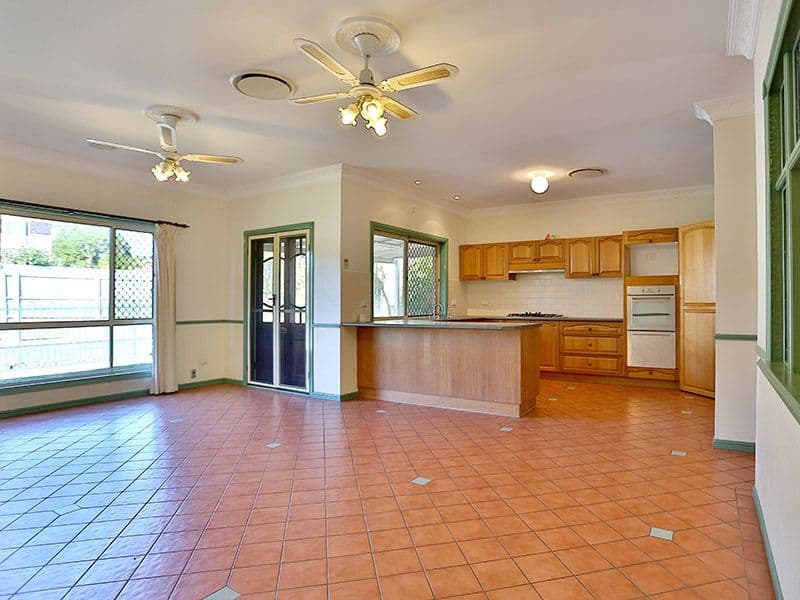 43 Oxford Crescent, Bridgeman Downs QLD 4035, Bridgeman Downs - Thumbnail 4