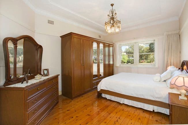 6 Brisbane Avenue, RODD POINT NSW 2046, Rodd Point - Thumbnail 4