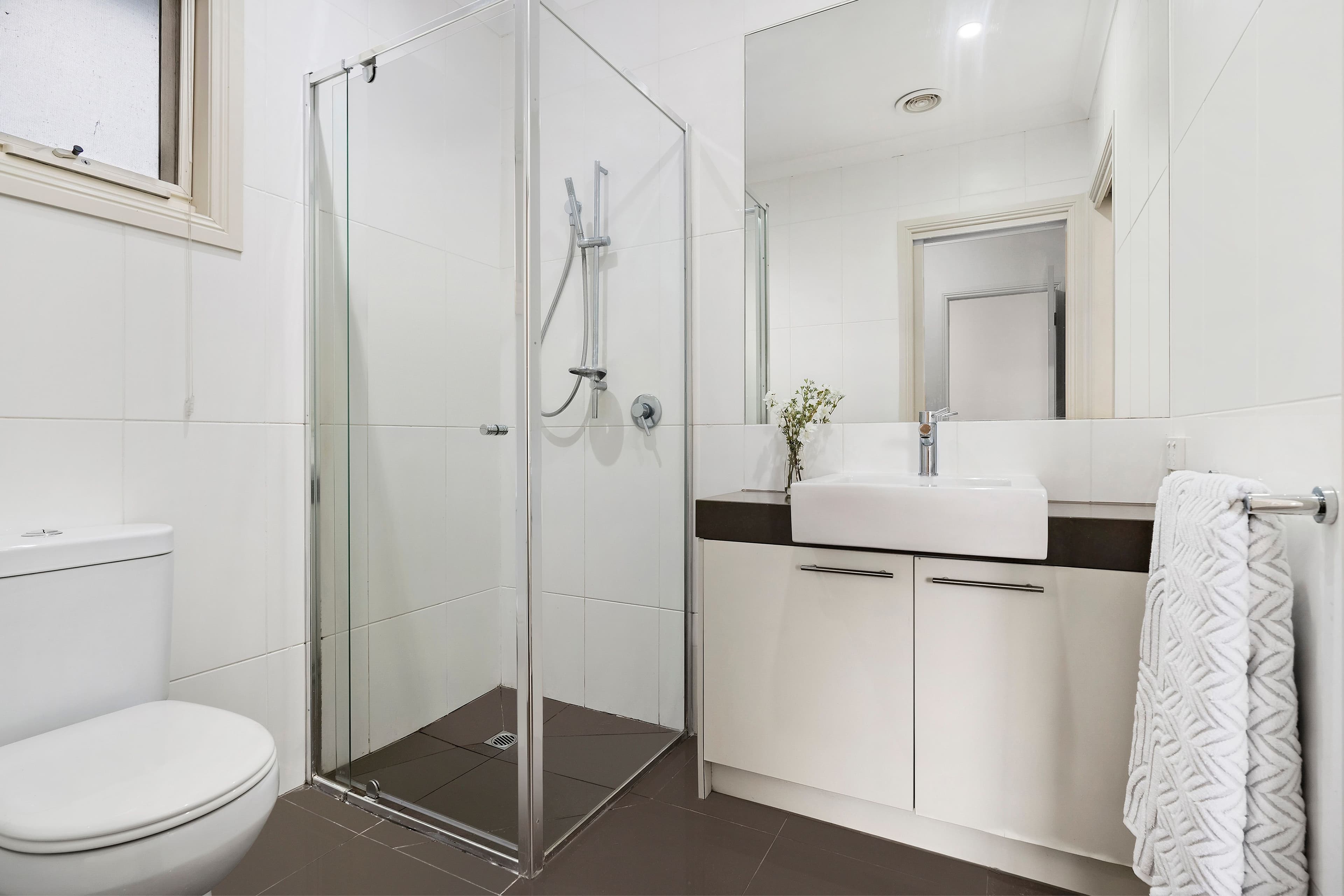 2 Carrol Grove, Mount Waverley VIC 3149, Mount Waverley - Thumbnail 4