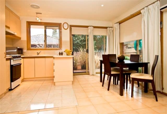 73 McEwan Road, HEIDELBERG HEIGHTS VIC 3081, Heidelberg Heights - Thumbnail 3