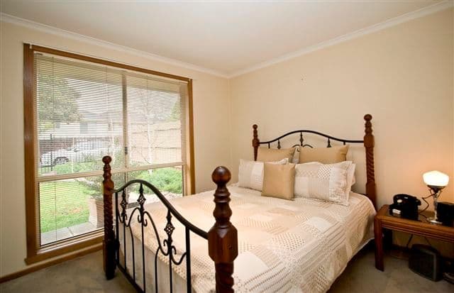 73 McEwan Road, HEIDELBERG HEIGHTS VIC 3081, Heidelberg Heights - Thumbnail 5