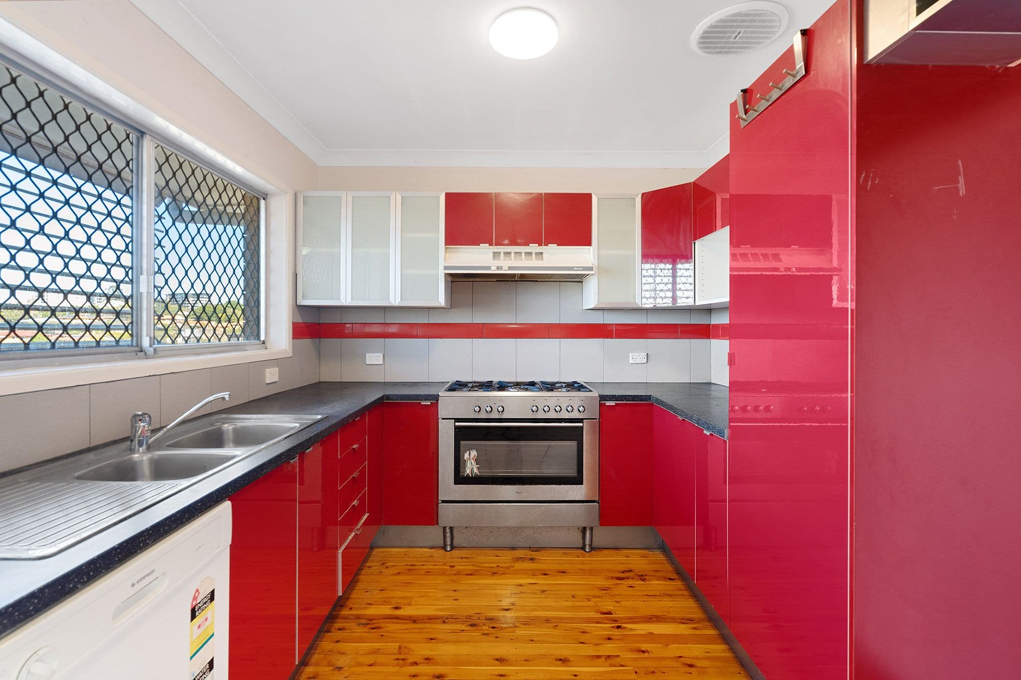 34 Amsterdam Street, Wishart QLD 4122, Wishart - Thumbnail 6