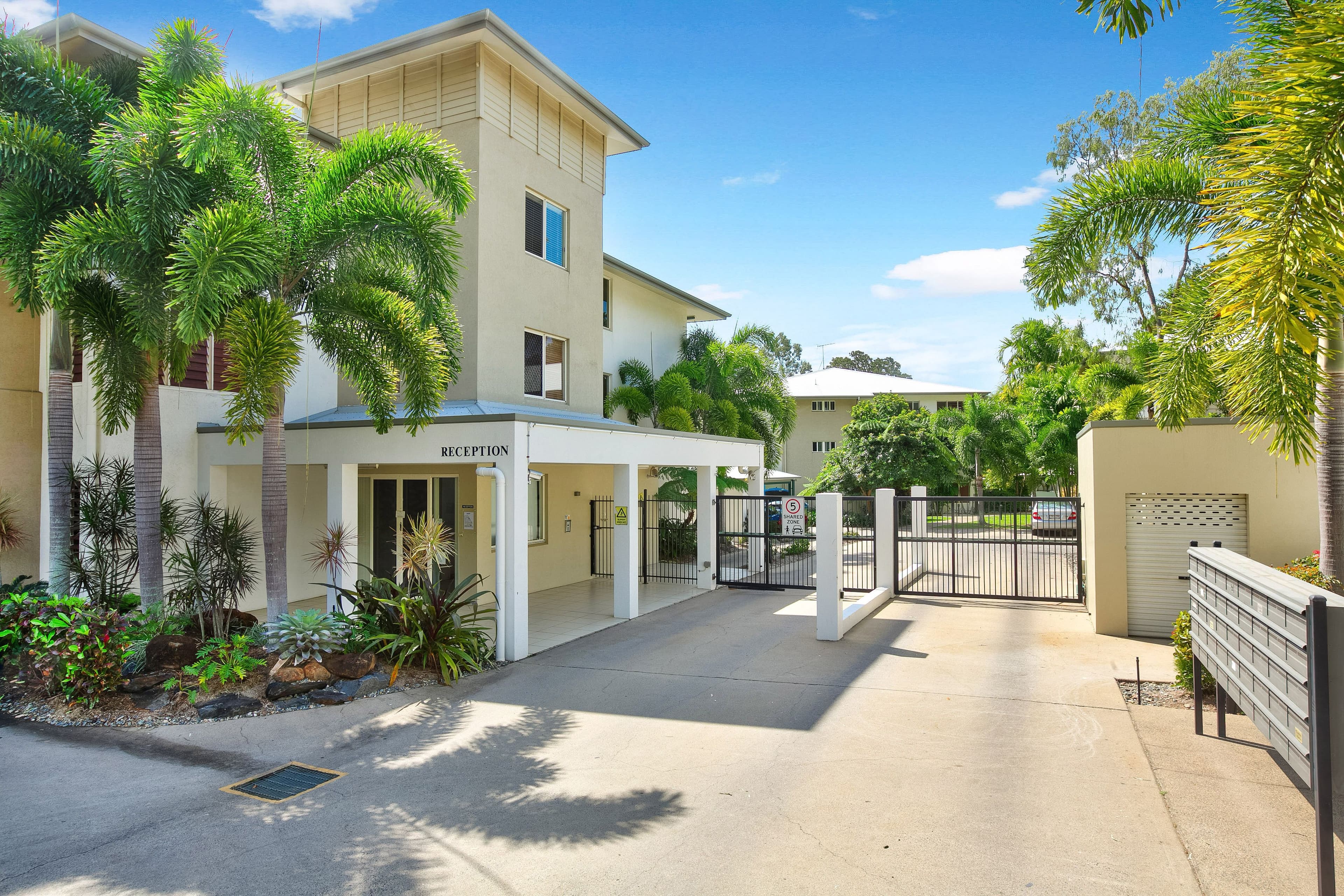 1804 Captain Cook Highway, Clifton Beach QLD 4879, Clifton Beach - Thumbnail 2