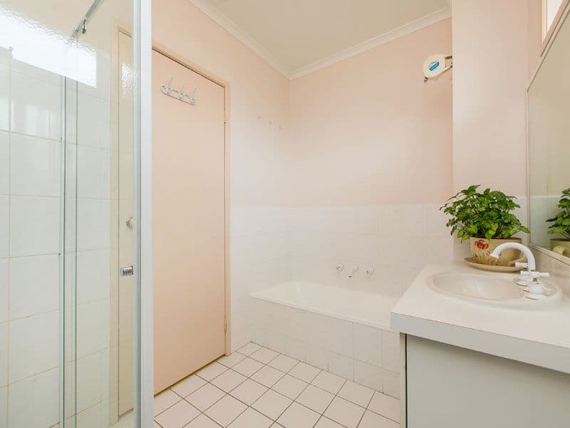 14 Shoal Court, DINGLEY VILLAGE VIC 3172, Dingley Village - Thumbnail 8