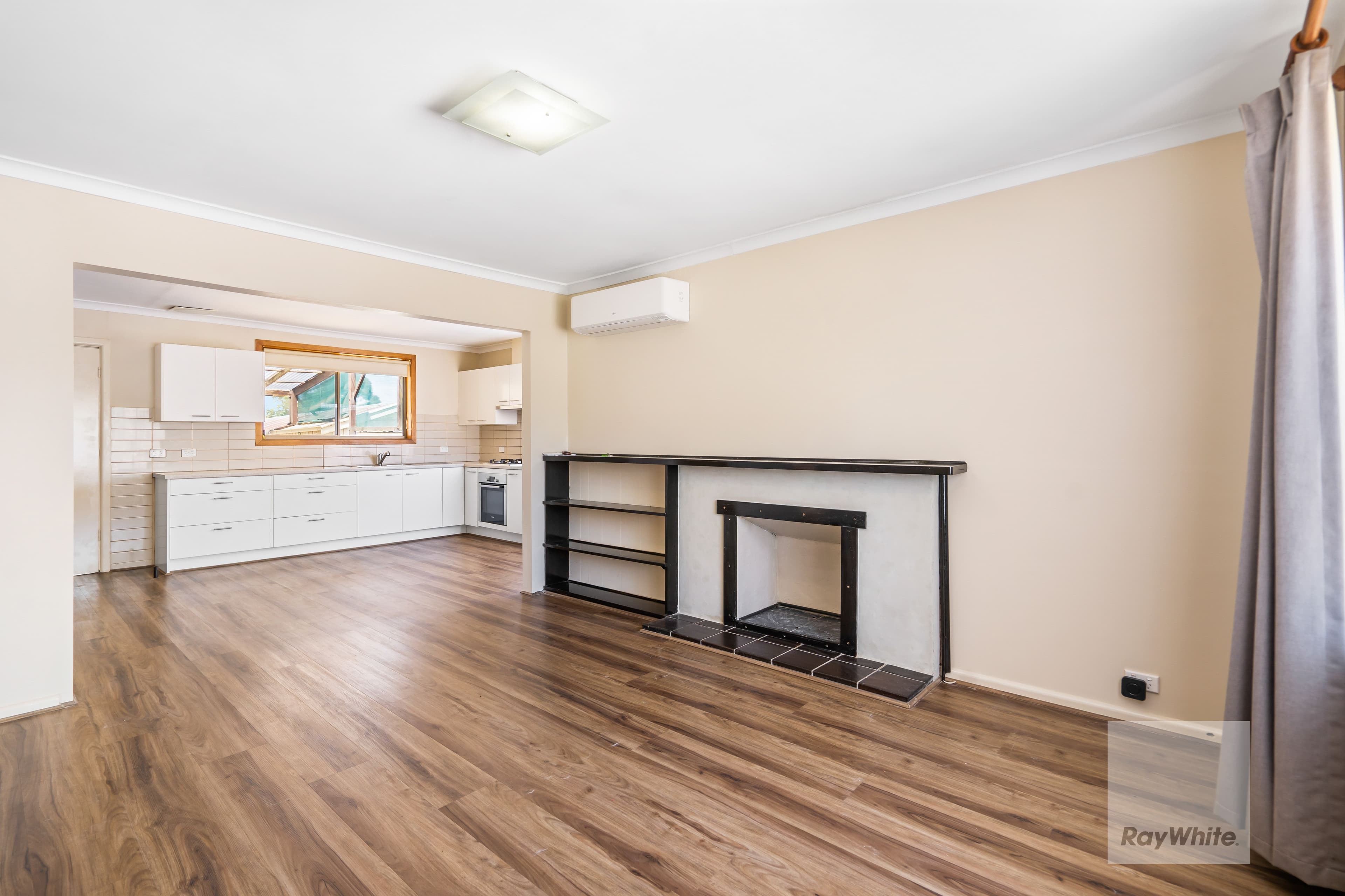24 Stevenston Street, Deer Park VIC 3023, Deer Park - Thumbnail 2