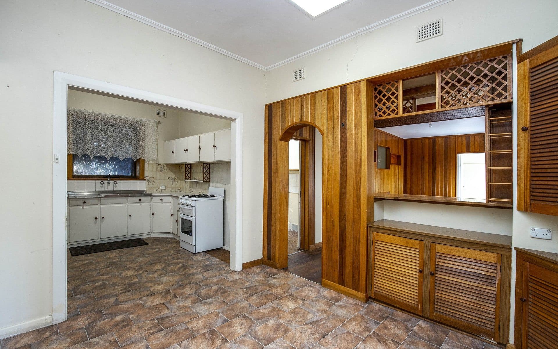 1 Thistle Avenue, Flinders Park SA 5025, Flinders Park - Thumbnail 6