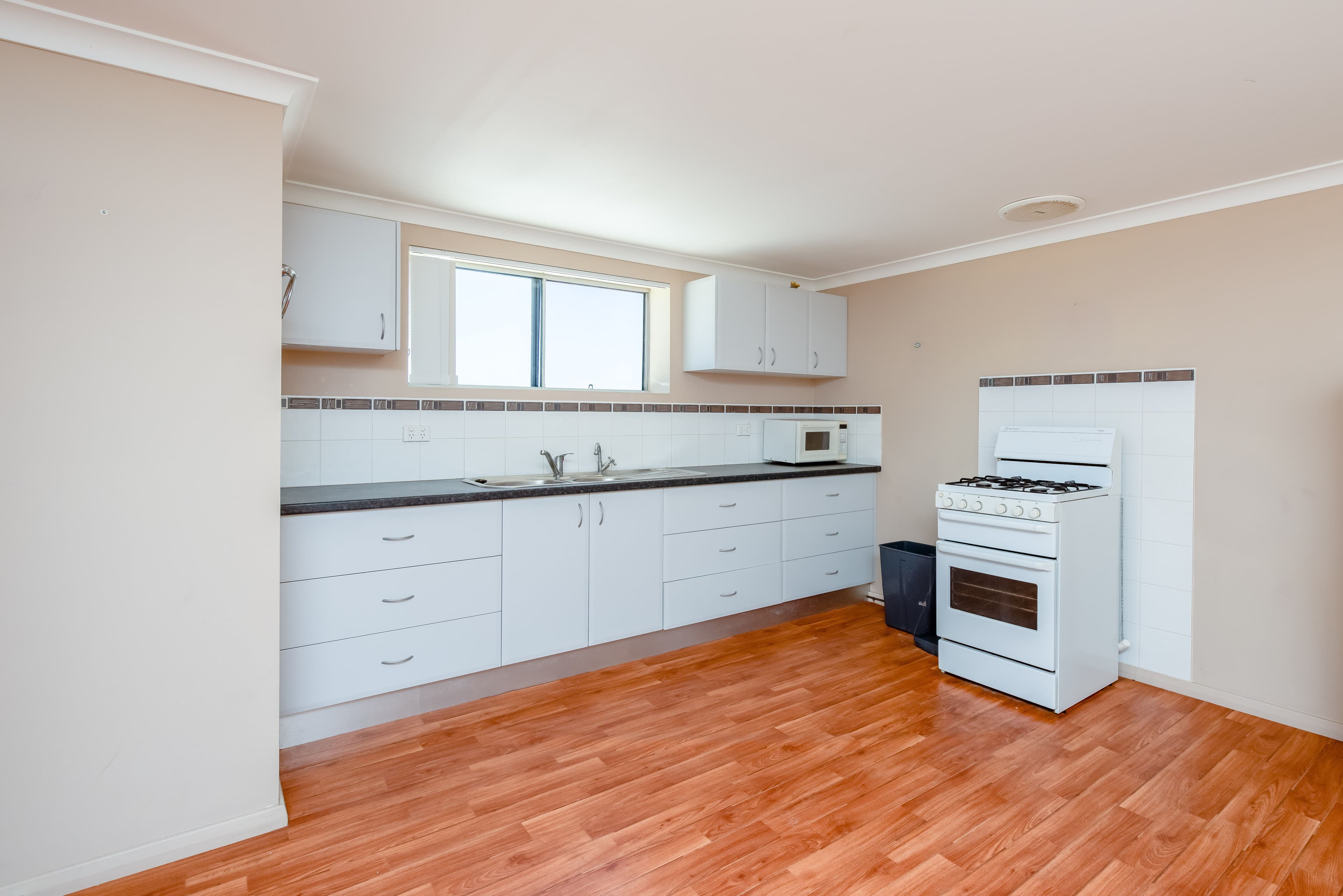 32 Springfield Drive, Springfield WA 6525, Springfield - Thumbnail 7
