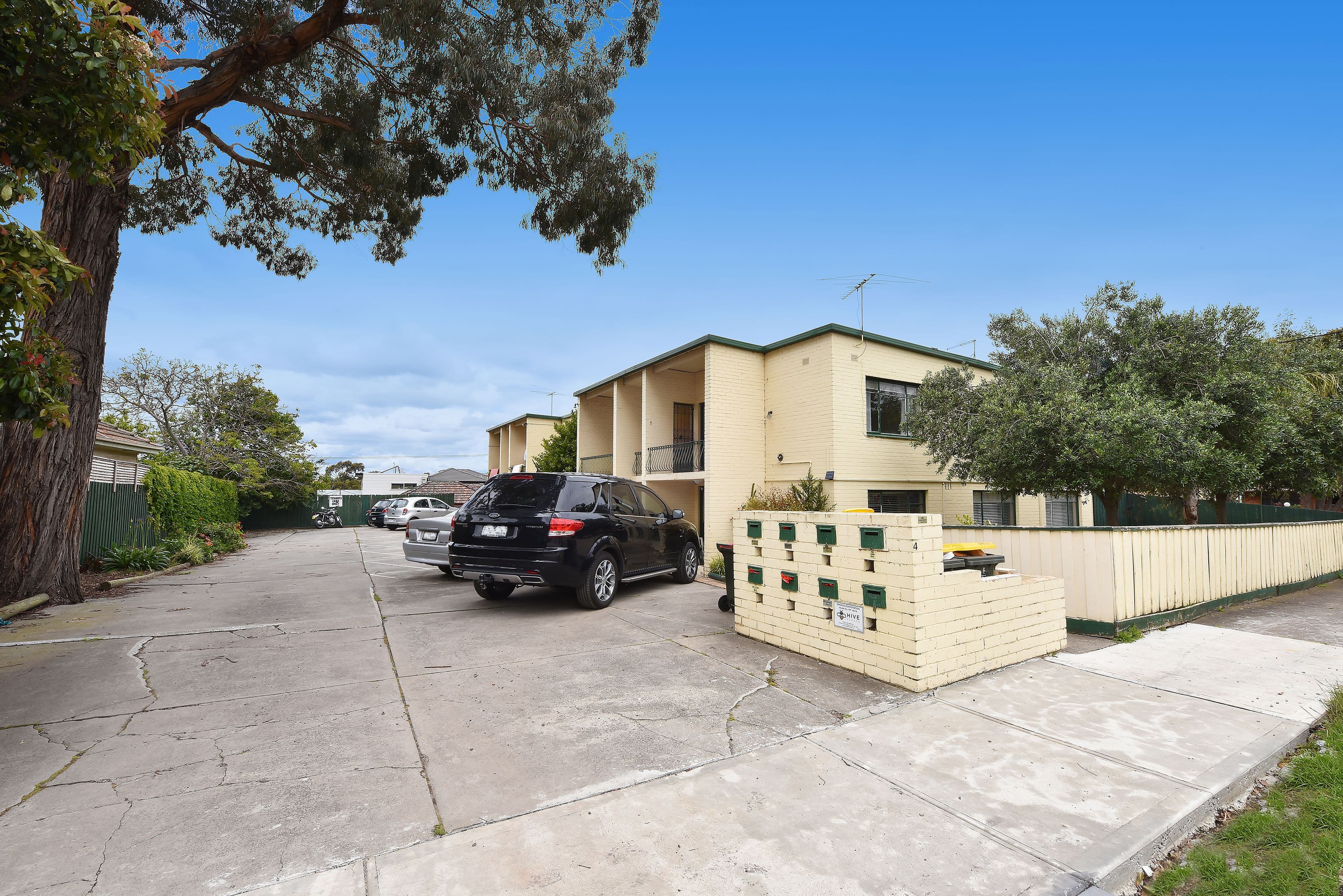 4 Muchell Grove, Coburg VIC 3058, Coburg - Thumbnail 2