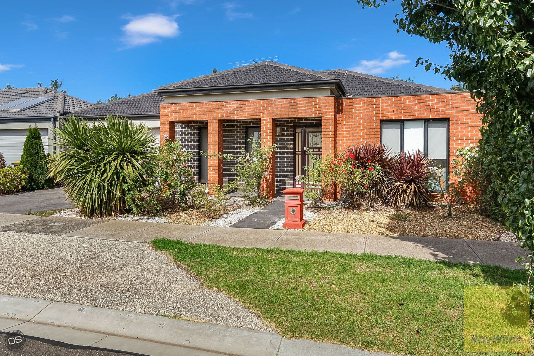 9 Genesis Place, Tarneit VIC 3029, Tarneit - Thumbnail 2
