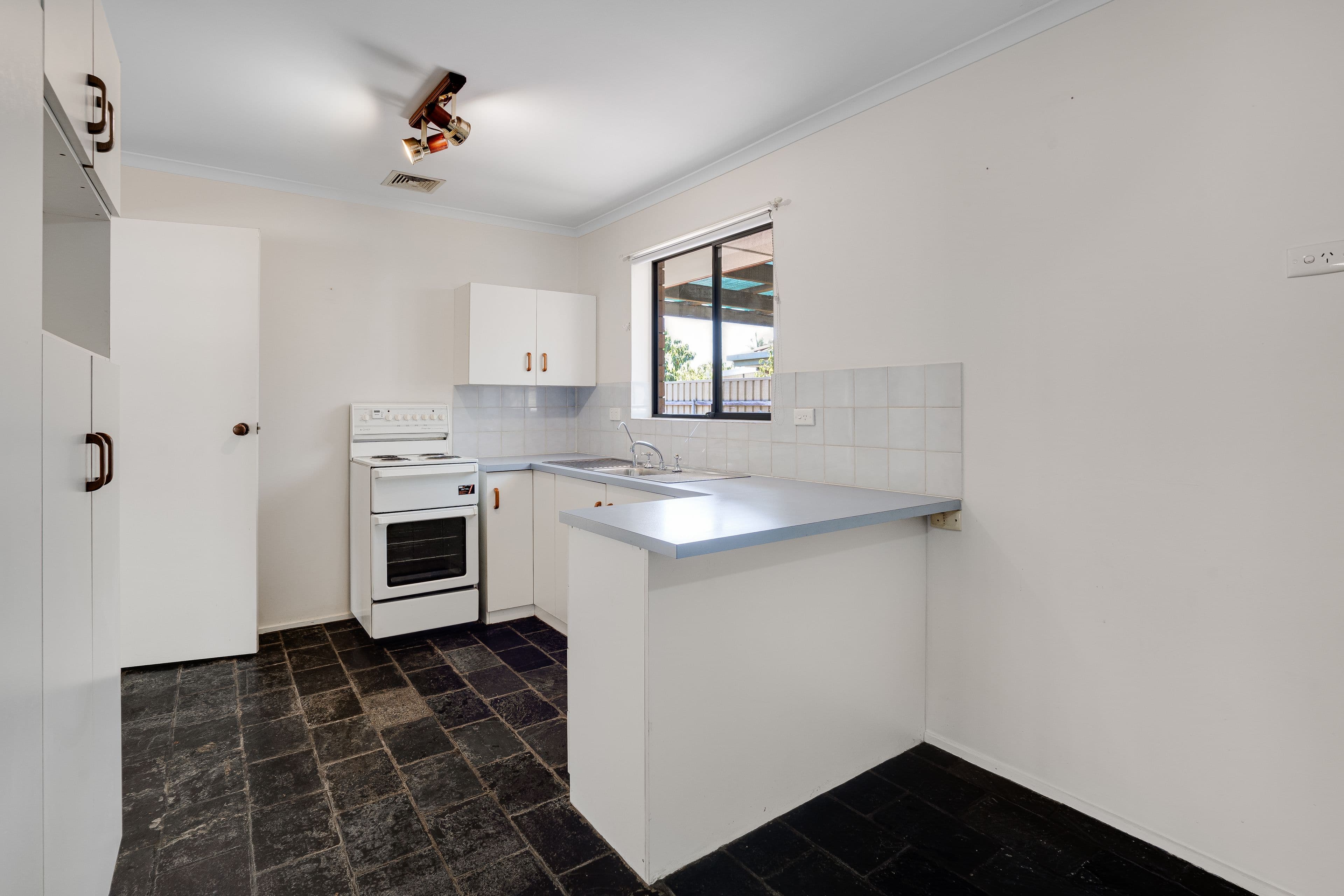 305 Kings Road, Paralowie SA 5108, Paralowie - Thumbnail 7