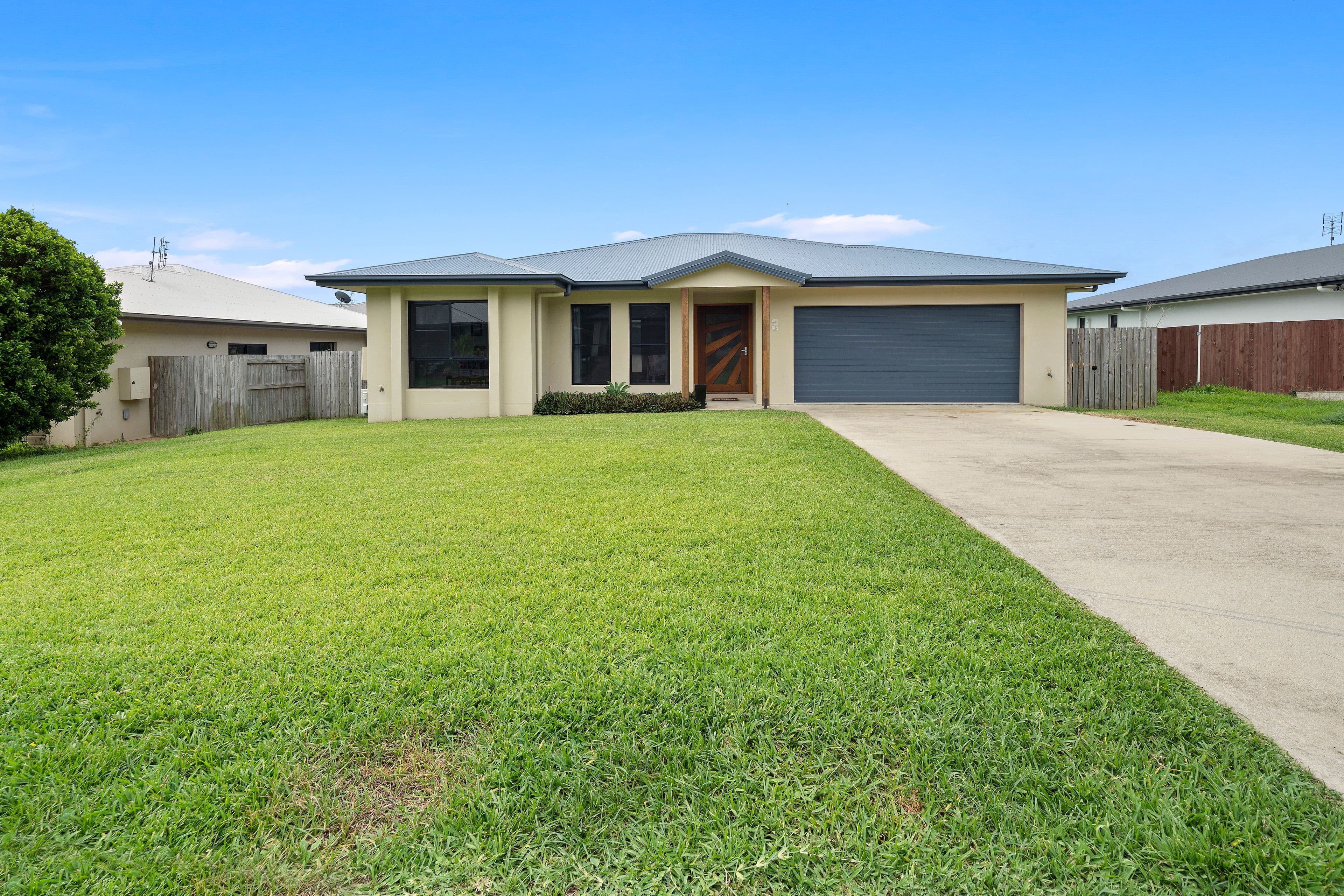 3 Flinders Court, Cannonvale QLD 4802, Cannonvale - Image 1