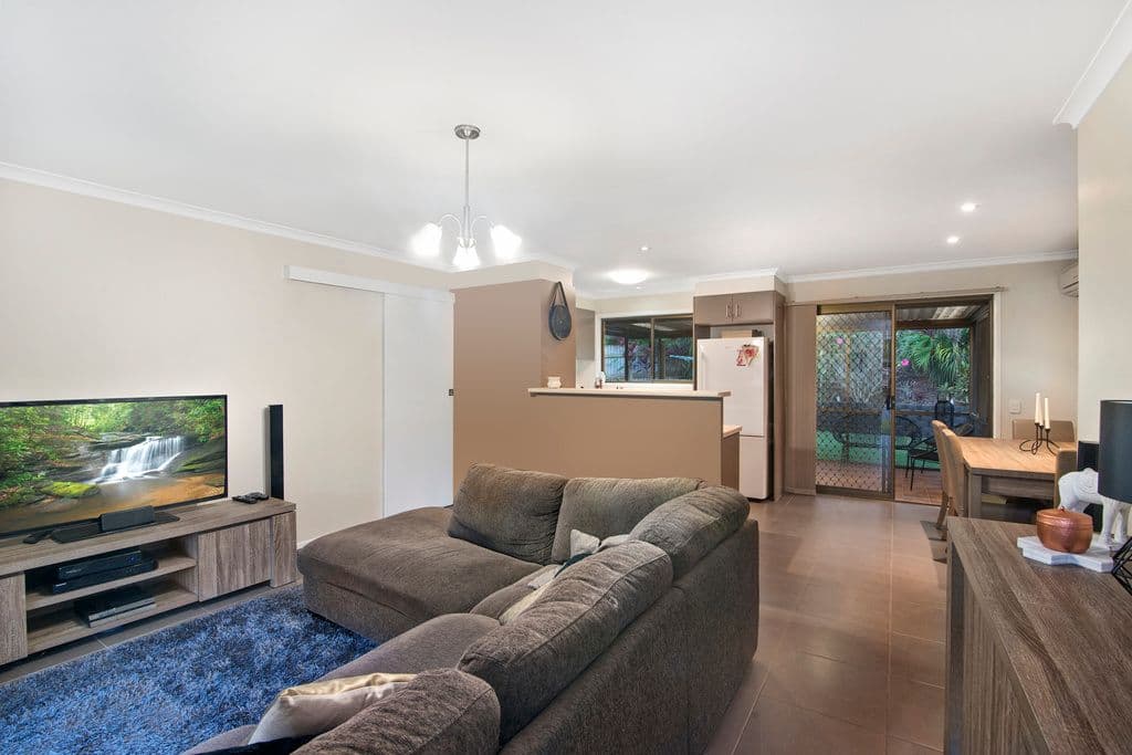 26 Aethalia Street, Currumbin Waters QLD 4223, Currumbin Waters - Thumbnail 2