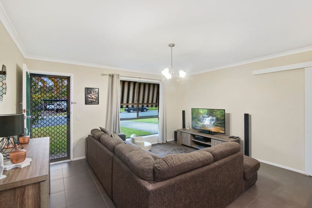 26 Aethalia Street, Currumbin Waters QLD 4223, Currumbin Waters - Thumbnail 4