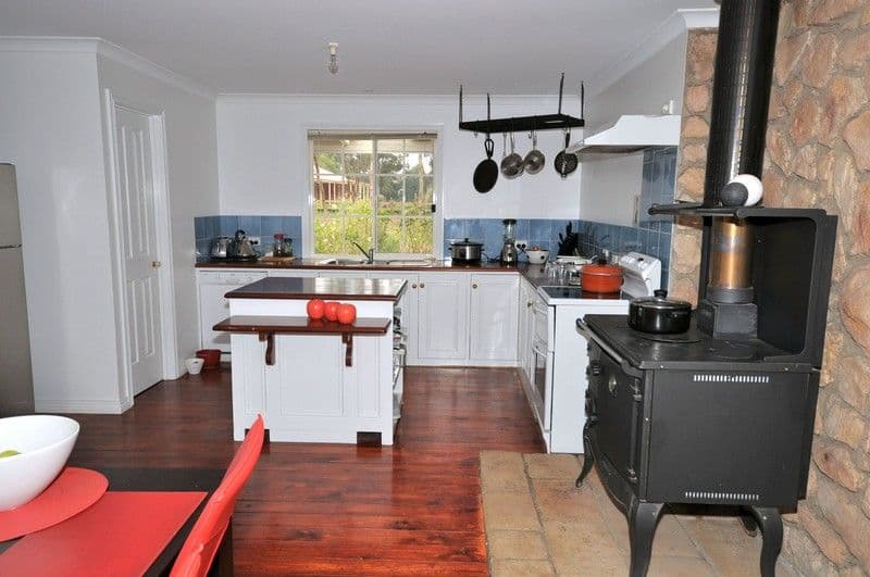 38 Native Hut Drive, TEESDALE VIC 3328, Teesdale - Thumbnail 3