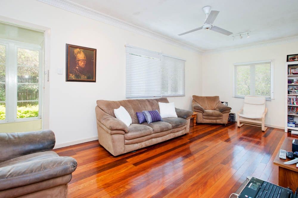 99 Holland Road, HOLLAND PARK QLD 4121, Holland Park - Thumbnail 2