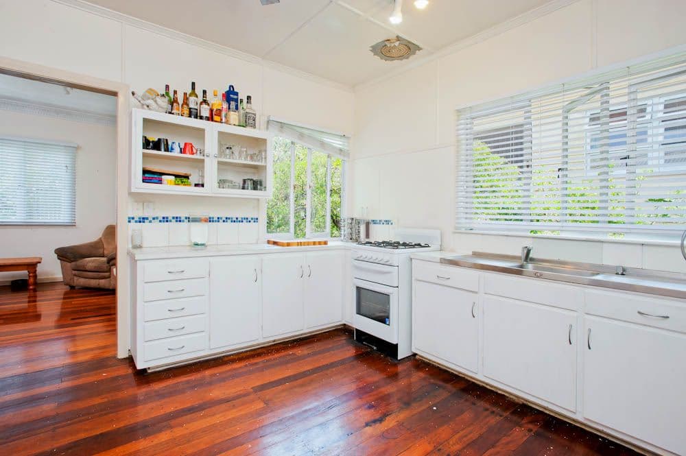 99 Holland Road, HOLLAND PARK QLD 4121, Holland Park - Thumbnail 3