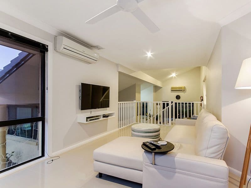 55 Lismore Drive, Helensvale QLD 4212, Helensvale - Thumbnail 8