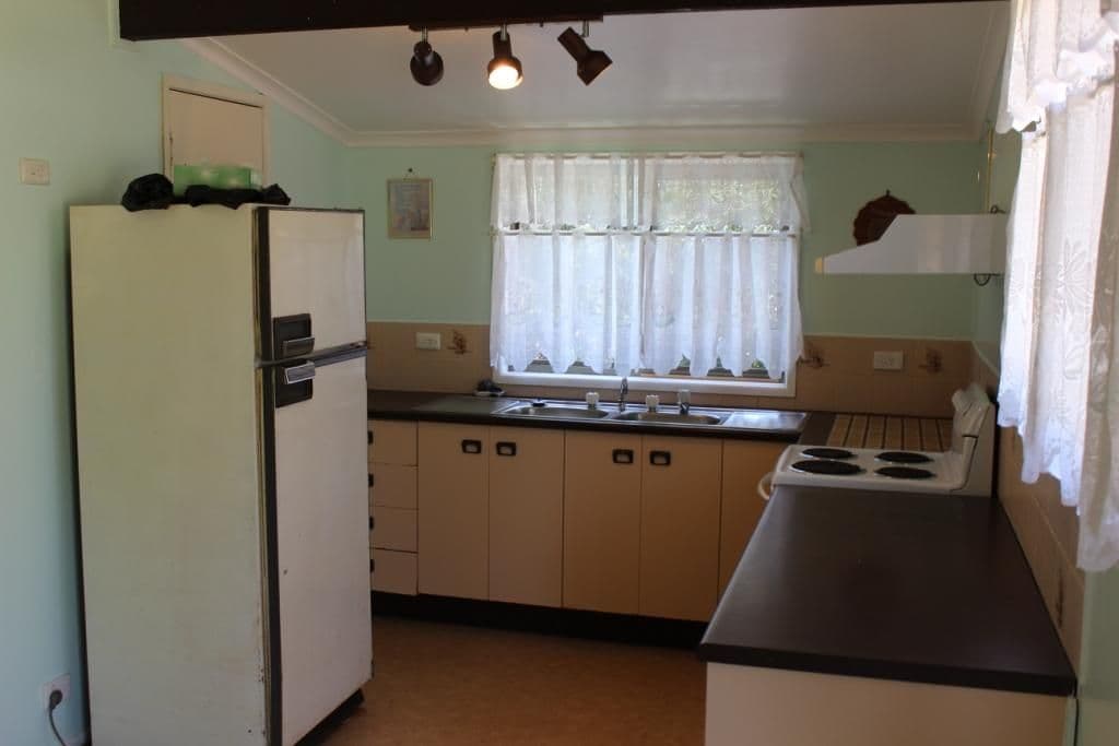 1 Hilltop Court, KINGAROY QLD 4610, Kingaroy - Thumbnail 3
