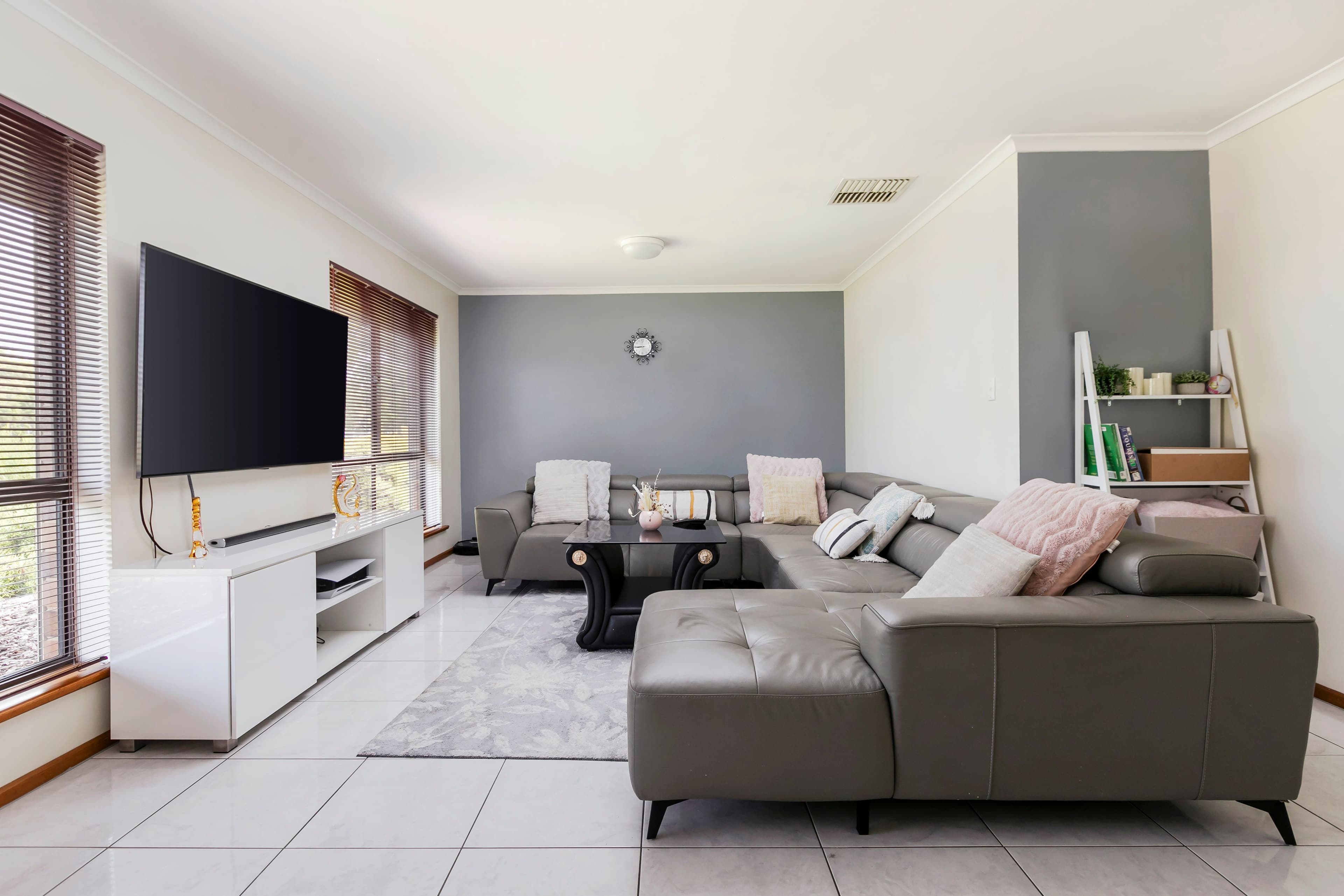 1 Madison Court, Hallett Cove SA 5158, Hallett Cove - Thumbnail 4