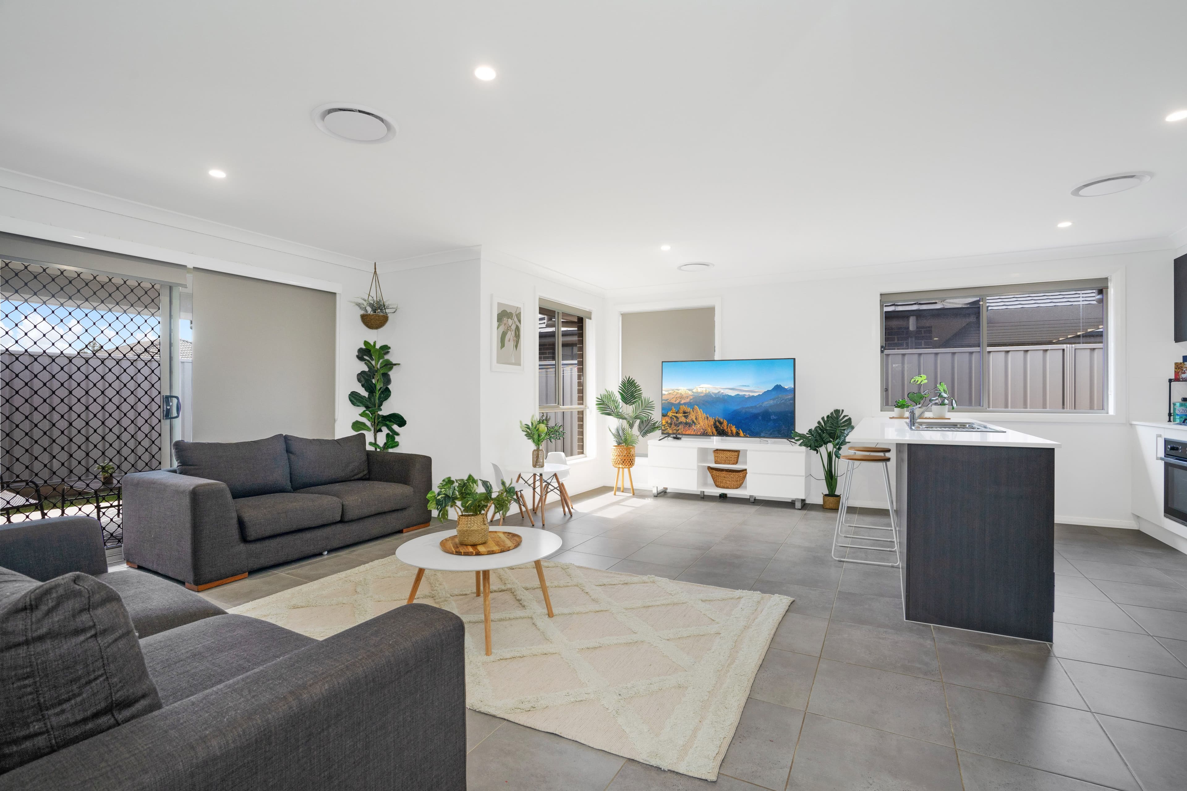 45 Sandpiper Circuit, Aberglasslyn NSW 2320, Aberglasslyn - Thumbnail 3