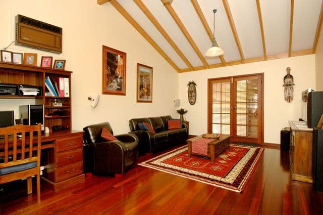 31 Mason Road, KALAMUNDA WA 6076, Kalamunda - Thumbnail 3