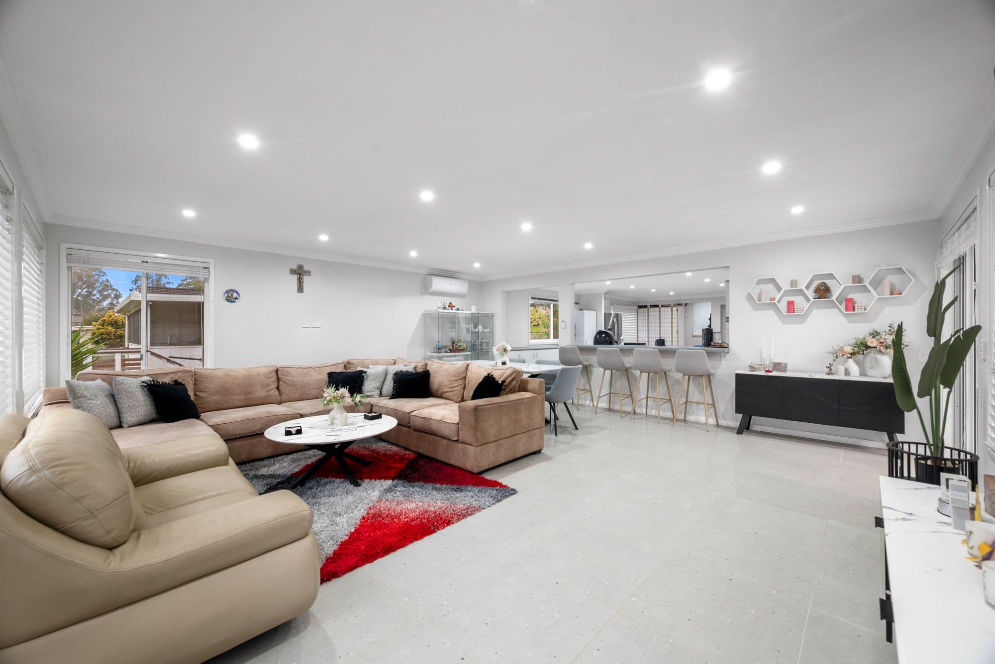 48 Greenoaks Avenue, Bradbury NSW 2560, Bradbury - Thumbnail 2