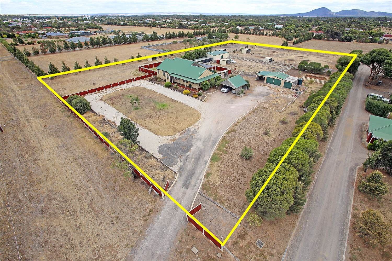 175 McClelland Avenue, LARA VIC 3212, Lara - Image 1