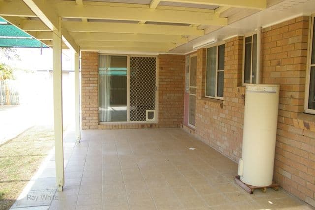 7 Melanie Court, DECEPTION BAY QLD 4508, Deception Bay - Thumbnail 4