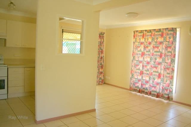 7 Melanie Court, DECEPTION BAY QLD 4508, Deception Bay - Thumbnail 6
