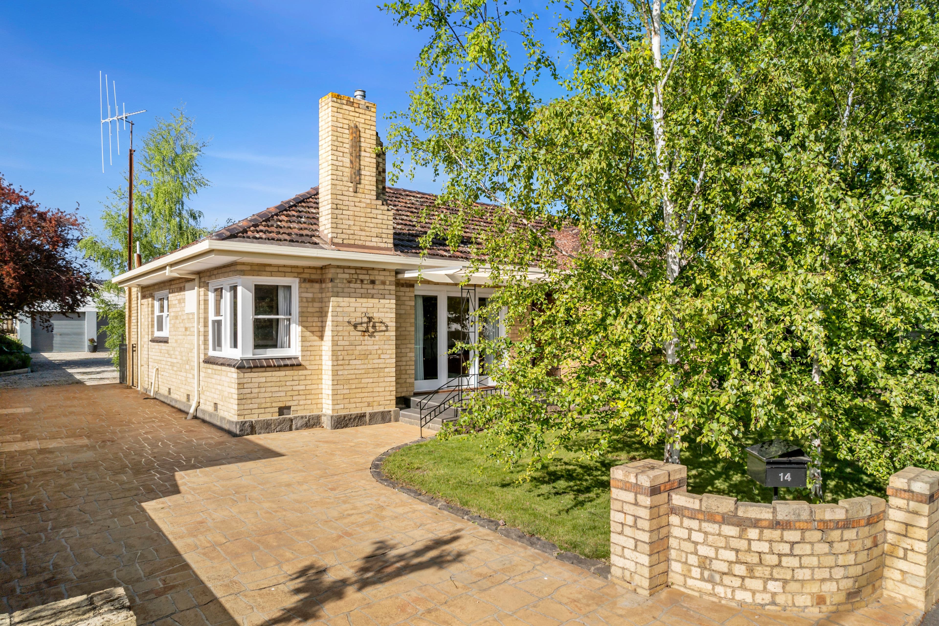 14 Lauriston Street, Kyneton VIC 3444, Kyneton - Thumbnail 2