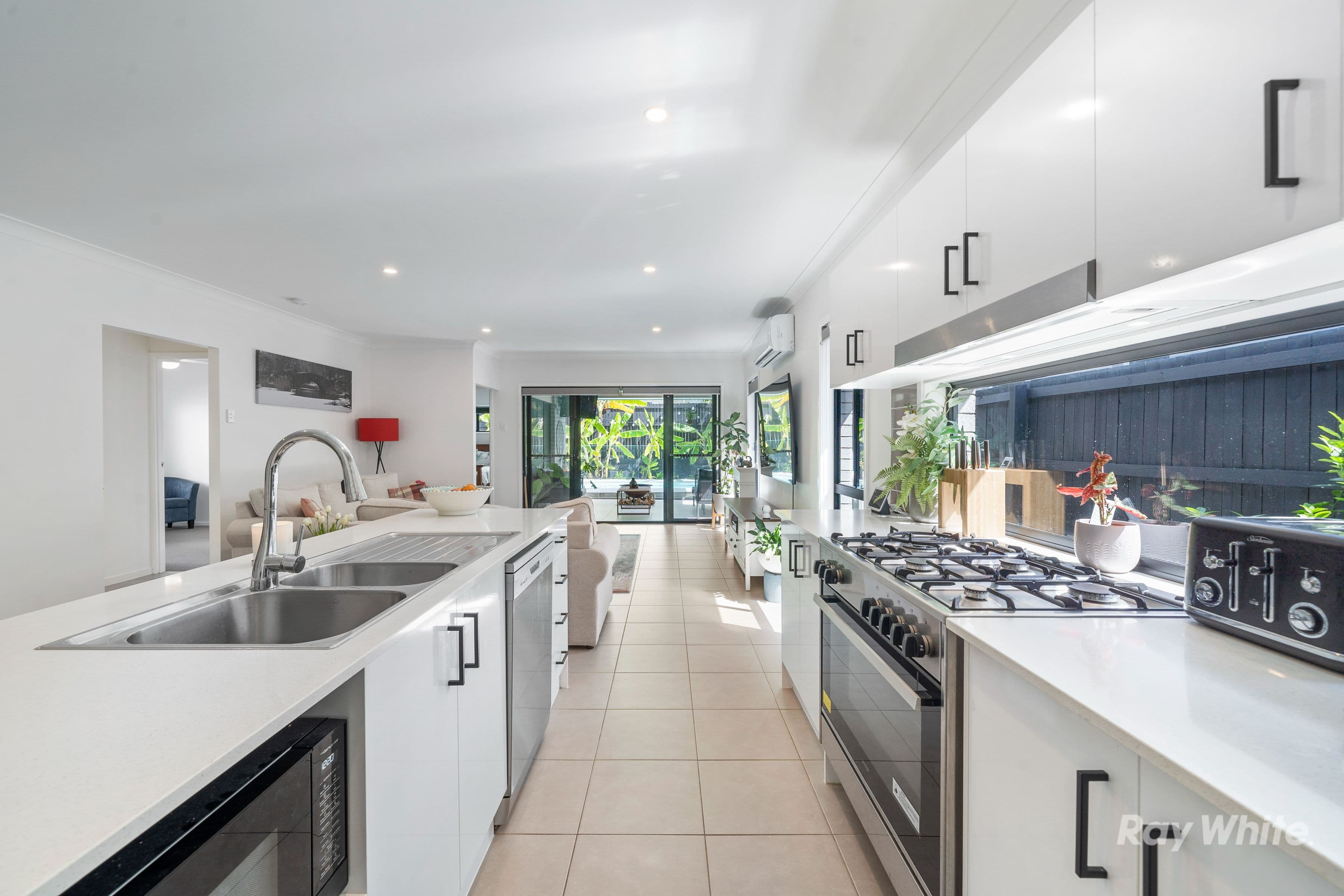 23 Forest Road, Greenbank QLD 4124, Greenbank - Thumbnail 5