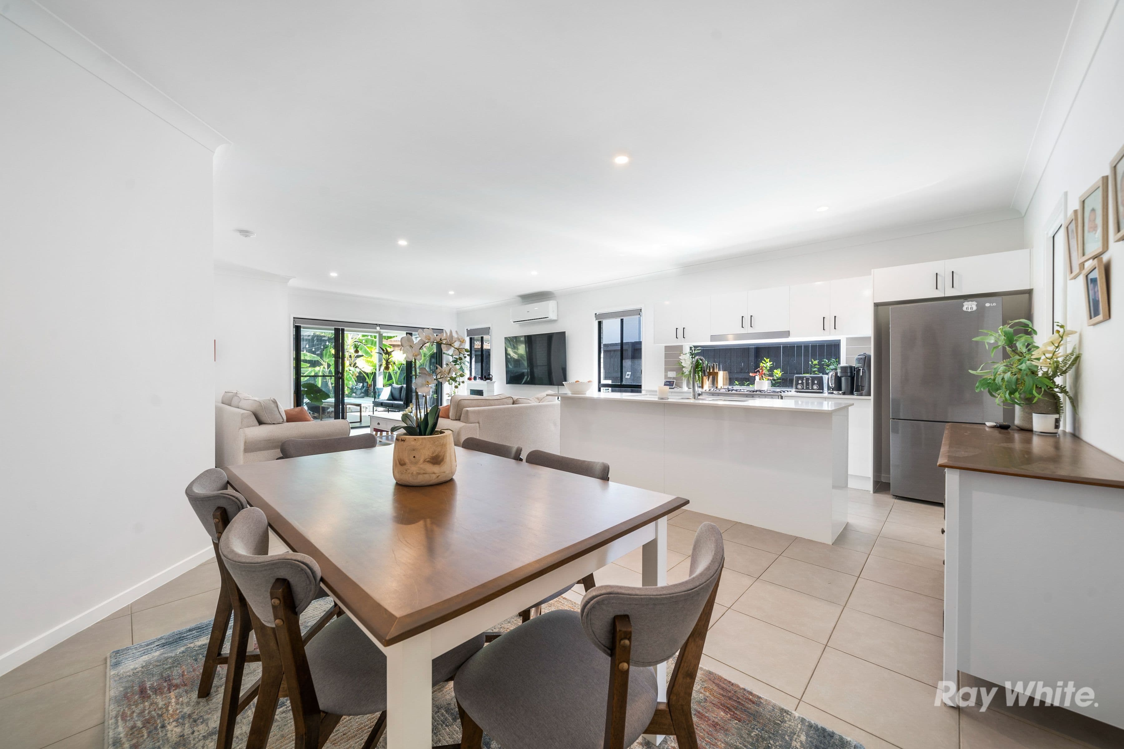23 Forest Road, Greenbank QLD 4124, Greenbank - Thumbnail 7