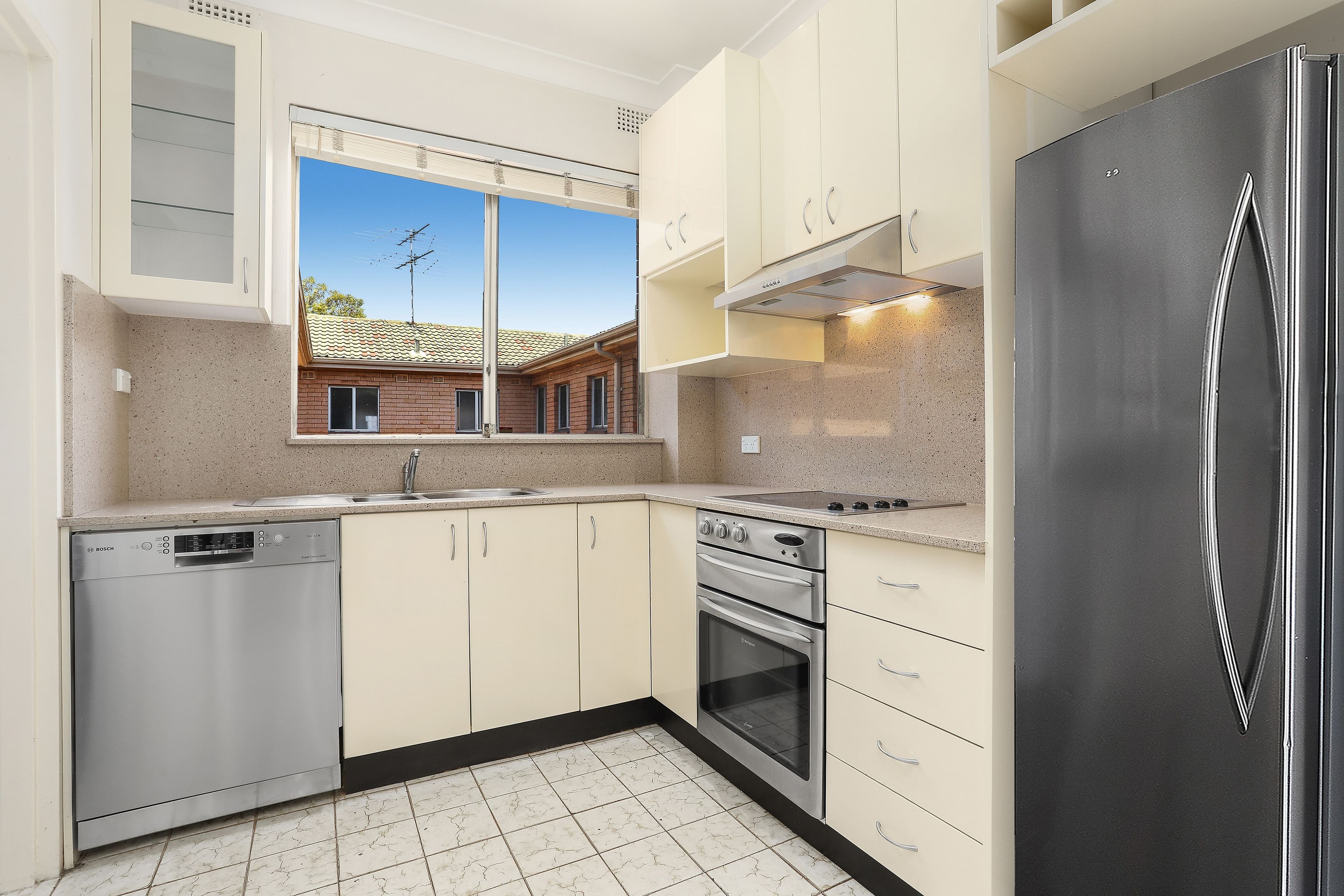 16-18 Sellwood Street, BRIGHTON-LE-SANDS NSW 2216, Brighton-Le-Sands - Thumbnail 4