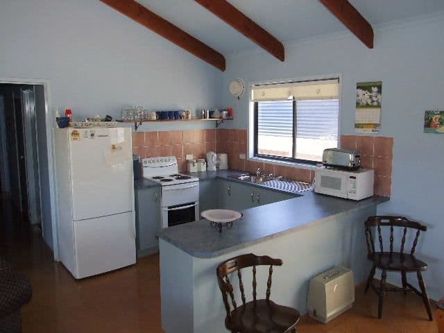 4 Matthew Court, Cowes VIC 3922, Cowes - Thumbnail 3