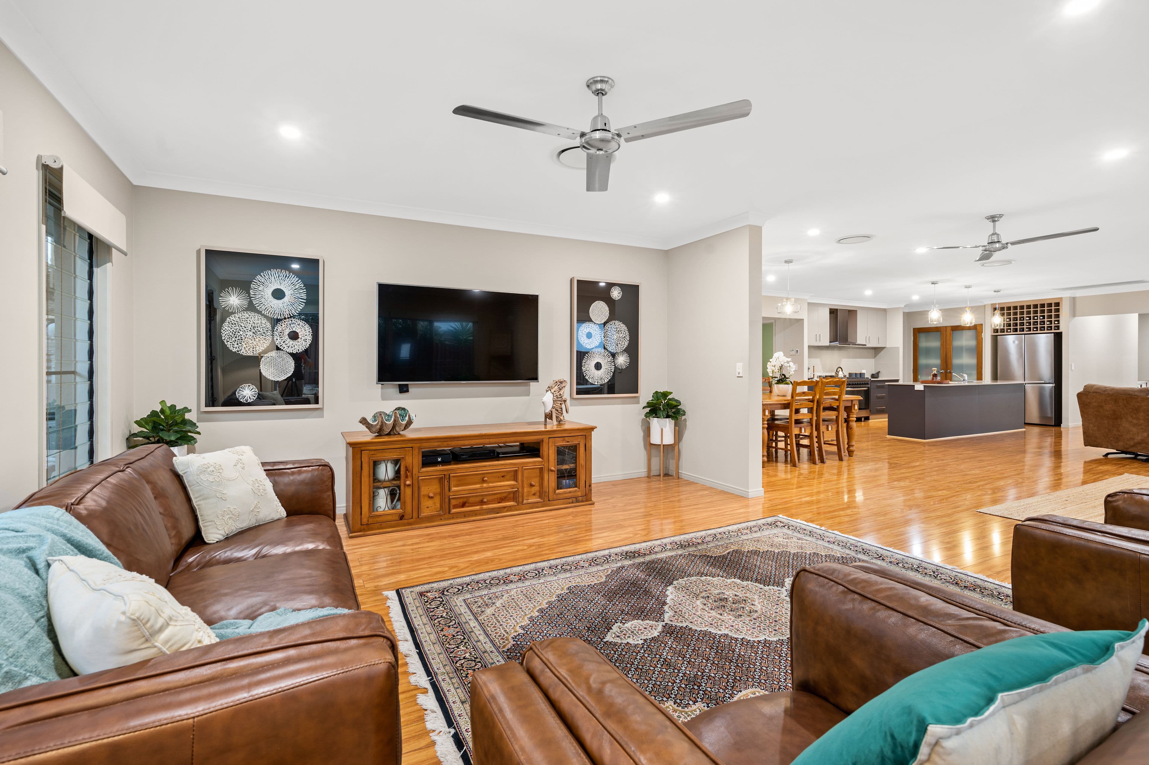 1 Lomandra Court, Brookwater QLD 4300, Brookwater - Thumbnail 6