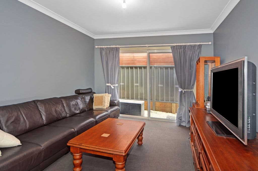 28 Flemmings Crescent, Horsley - Thumbnail 8