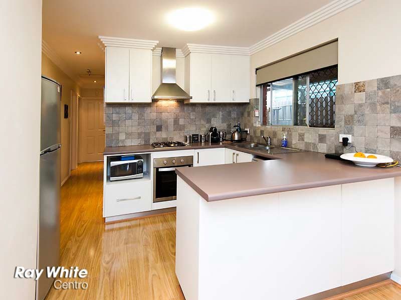33 Warruga Way, WANNEROO WA 6065, Wanneroo - Thumbnail 5