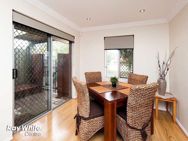 33 Warruga Way, WANNEROO WA 6065, Wanneroo - Thumbnail 7