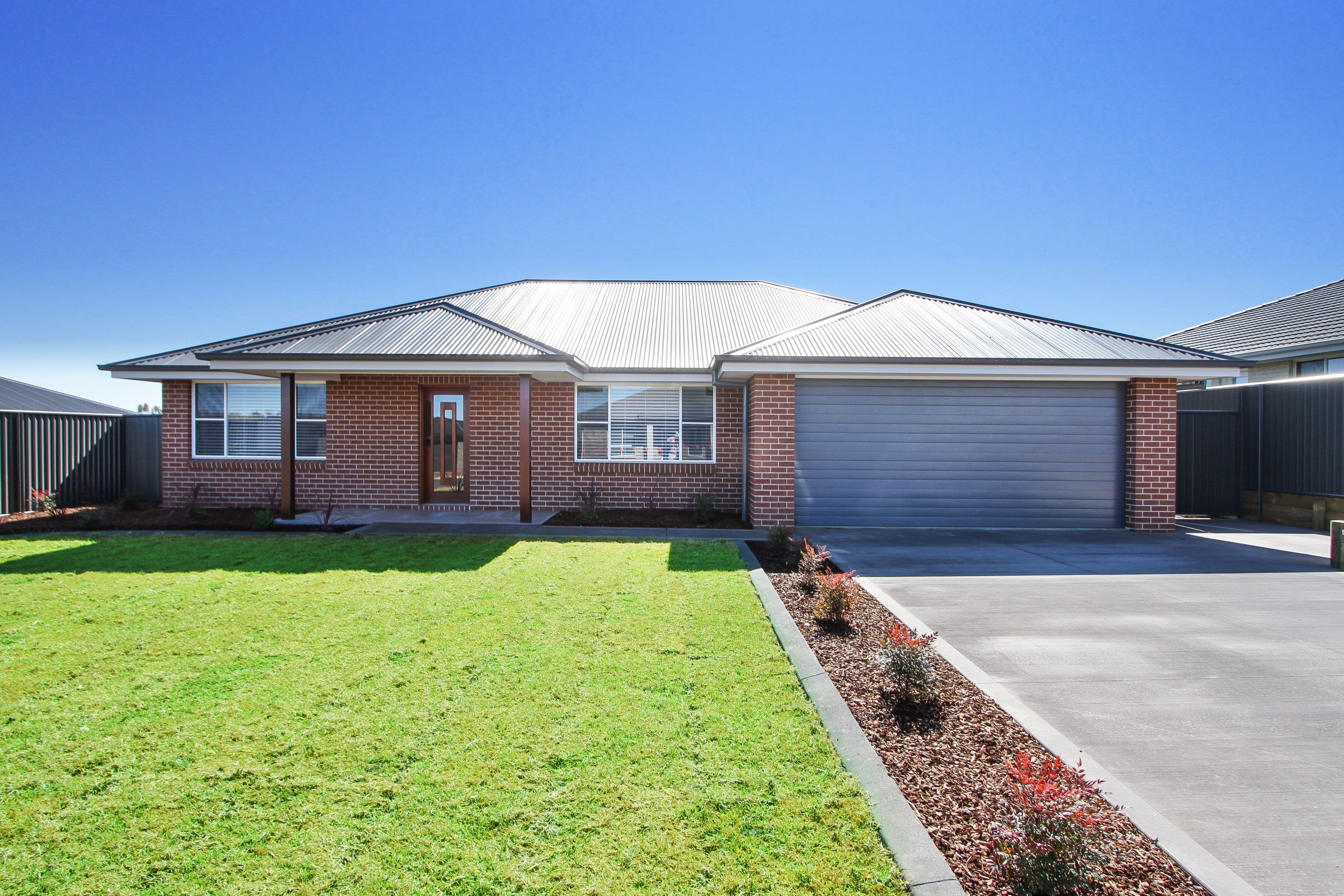 51 Kingham Street, Tamworth NSW 2340, Tamworth - Image 1